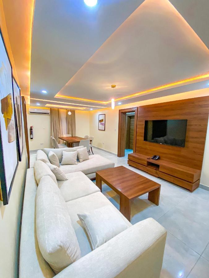 Plush Hotel,Абуджа Екстер'єр фото